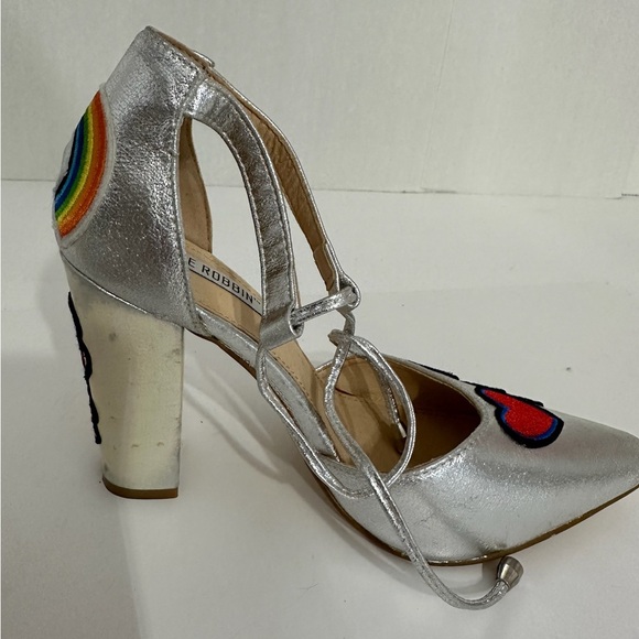 Cape Robbin Metallic Silver Block Heel Patches Flamingo Rainbow Sandals Size 8 - Picture 7 of 13